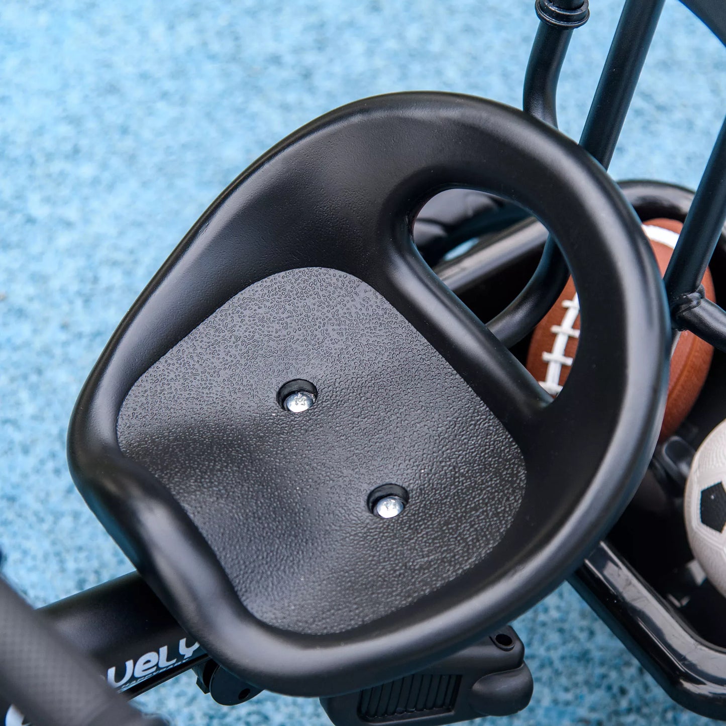 Šeši viename vaikiškas triratukas su stūmimo rankena, stogeliu, saugos diržu, laikymo krepšeliu, skirtas 1-5 metų vaikams, tamsiai mėlynas