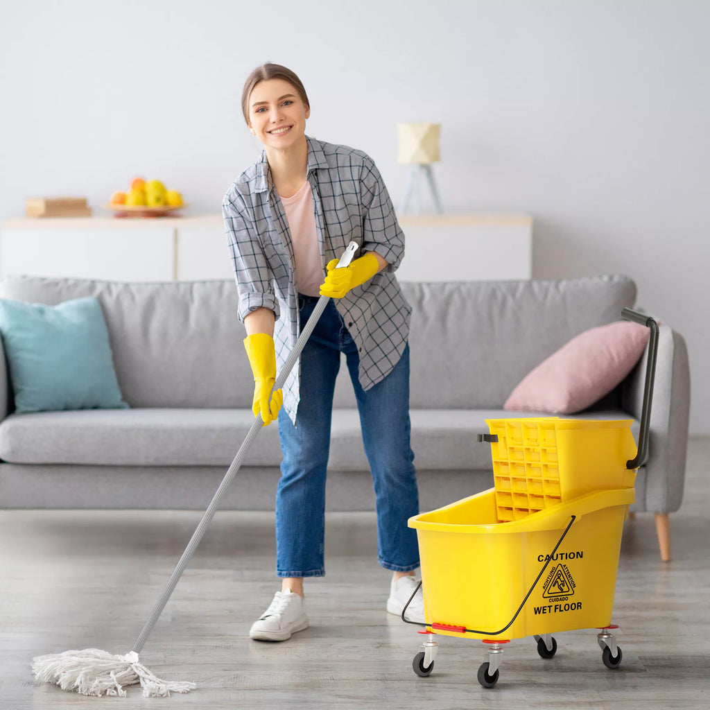 Valymo kibiras su ratukais, su šluotos išgręžimo įtaisu, šluotos laikikliu, 36 litrų talpos, plastikinis, geltonos spalvos