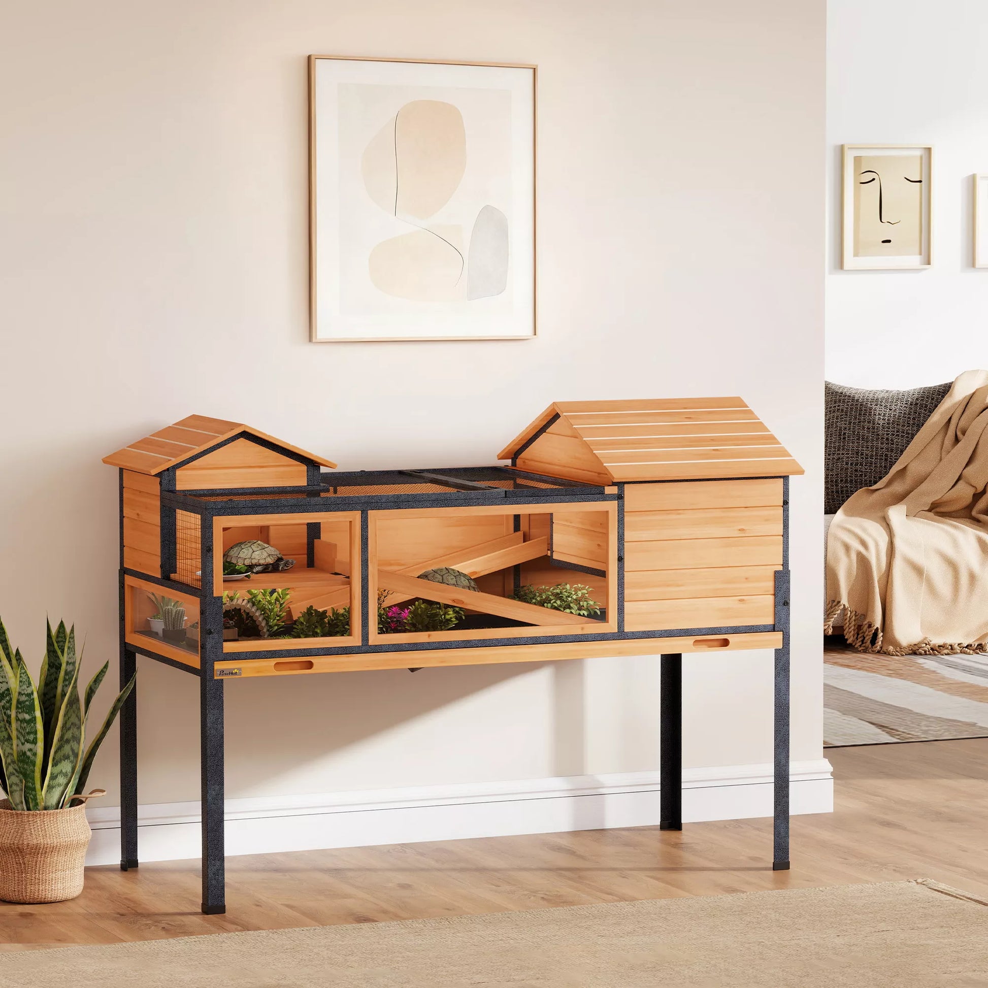 Vėžlių namelis, smulkių gyvūnų aptvaras, 2 kambariai, 2 aukštai, langai, rampos, priedai, mediena, plienas, geltona spalva