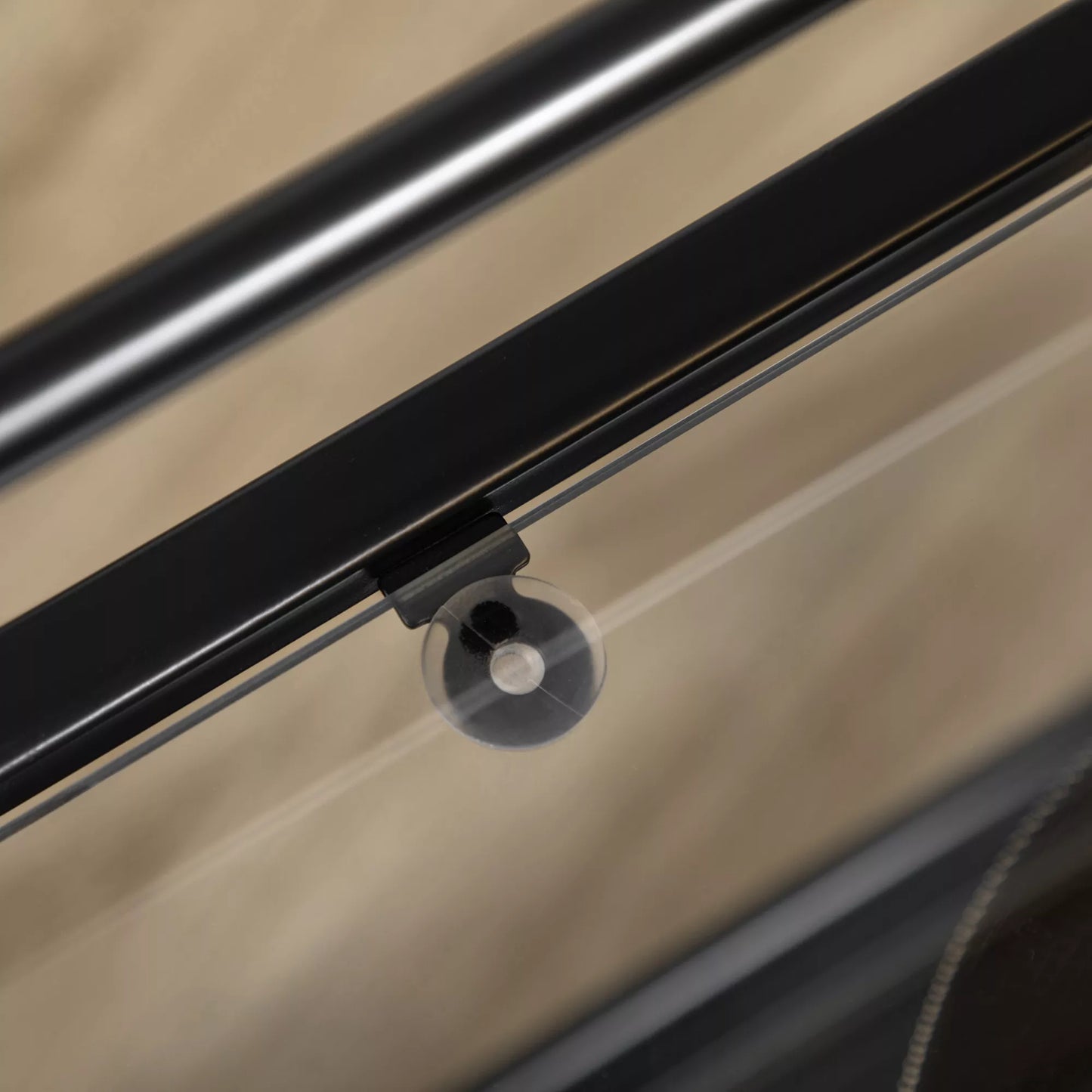 Juodas virtuvės vežimėlis su 4 ratukais, 2 lentynomis ir rankenomis, 75 cm x 40 cm x 80 cm