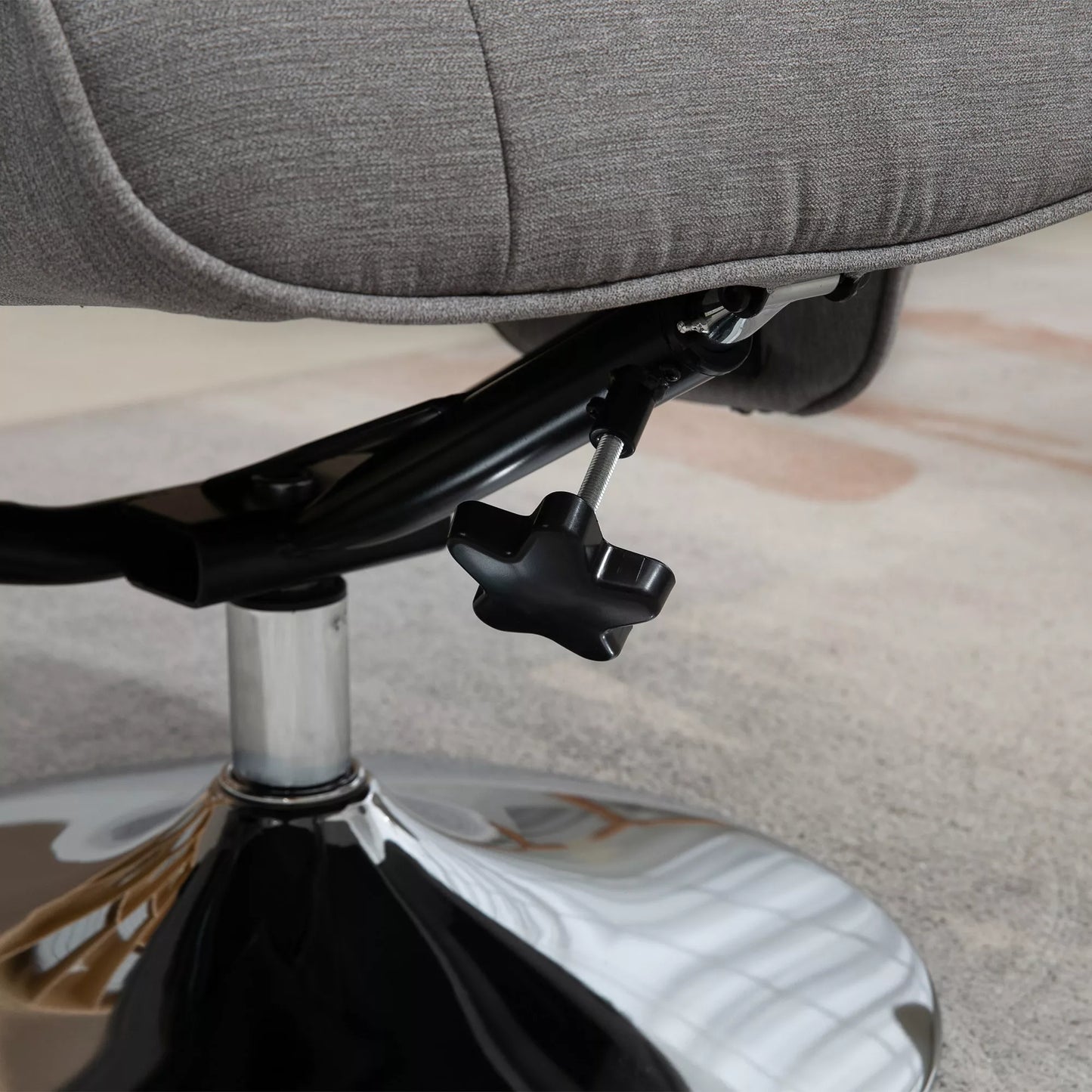 Poilsio krėslas su pakoja, pasukamas, atlenkiama atlošas, iki 150 kg, 69 x 71 x 104 cm, pilkos spalvos