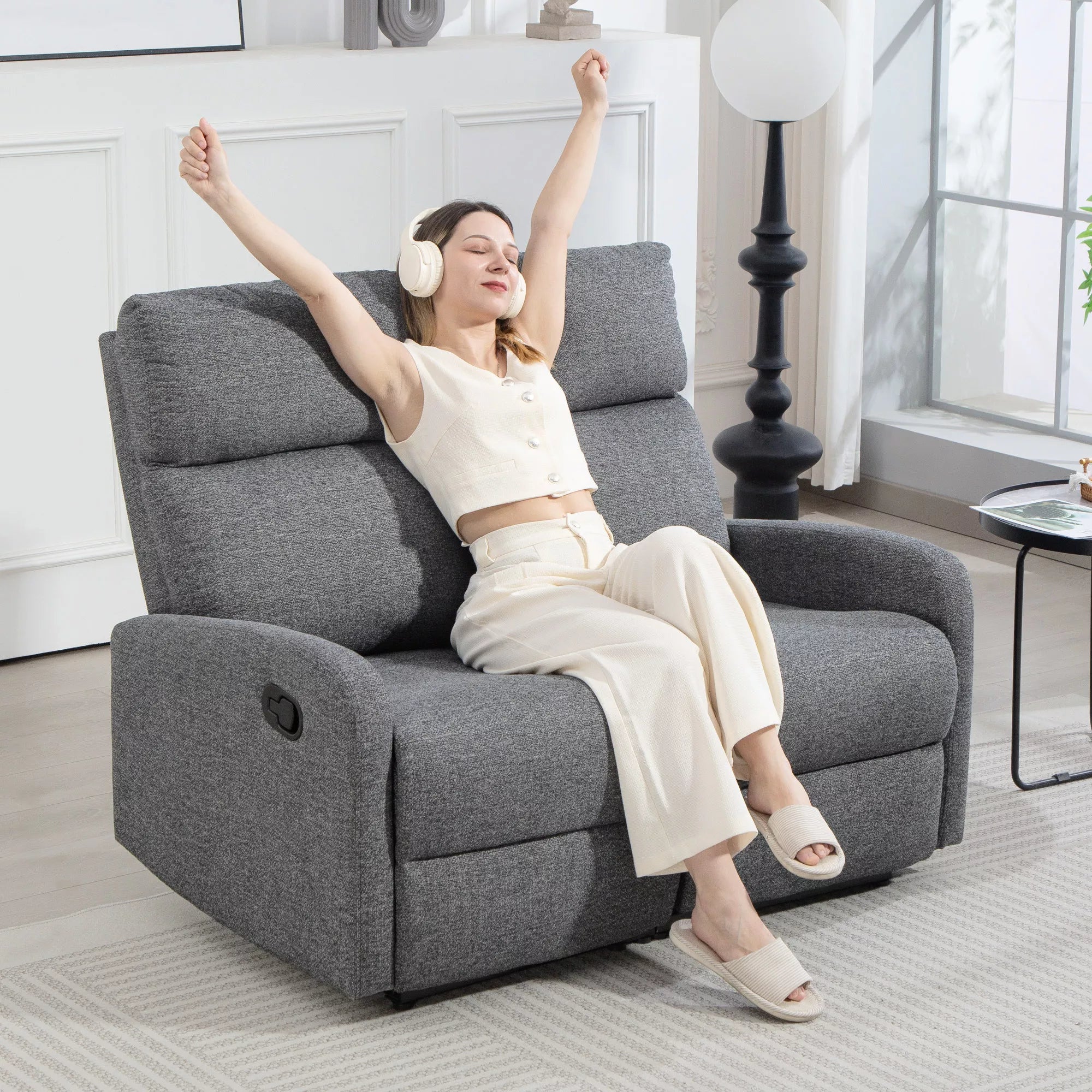 2 vietų sofa, individualiai reguliuojamos atlošos, kojų atrama, audinio apmušalas, plienas, pilka