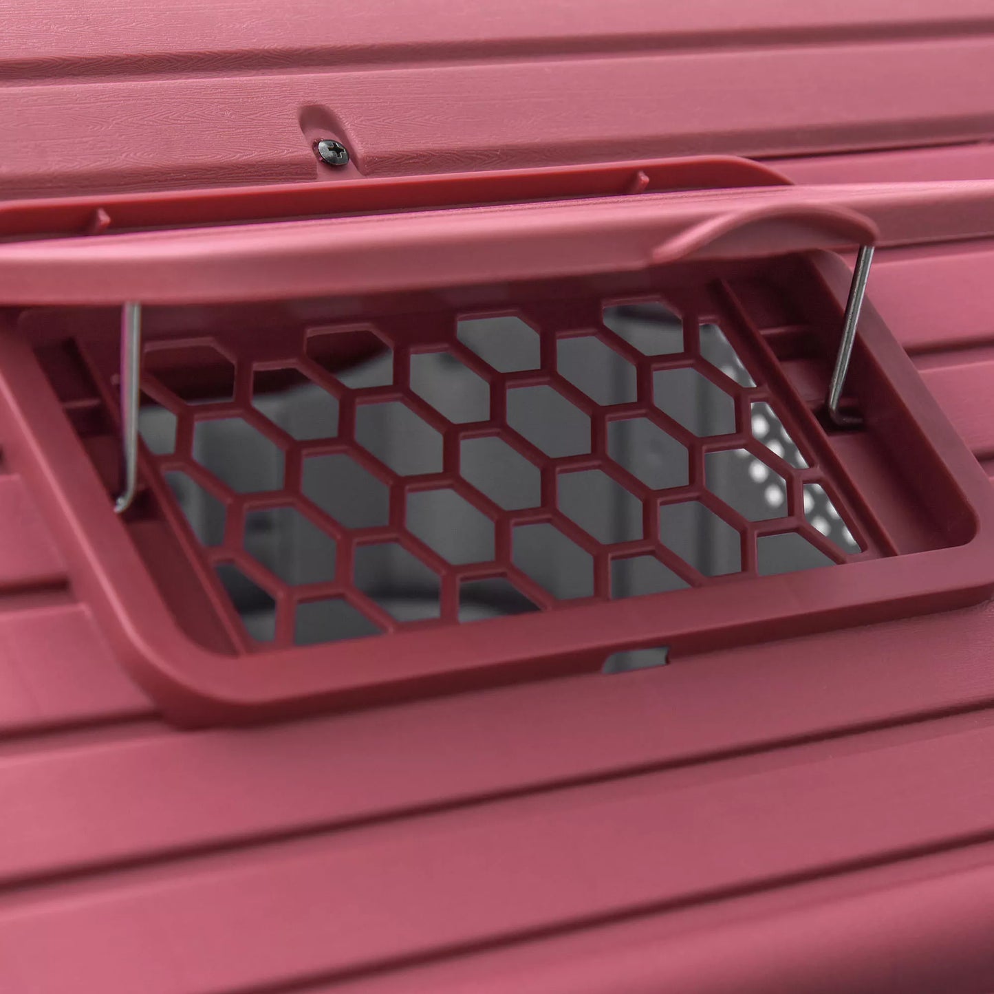 Lauko šunų namelis su stoglangiu, įėjimu, prieglauda mažiems šunims, smulkių gyvūnų būdelė, oro cirkuliacija, atsparus vandeniui, metalas, plastikas, raudona+šviesiai pilka 59 x 75 x 66 cm