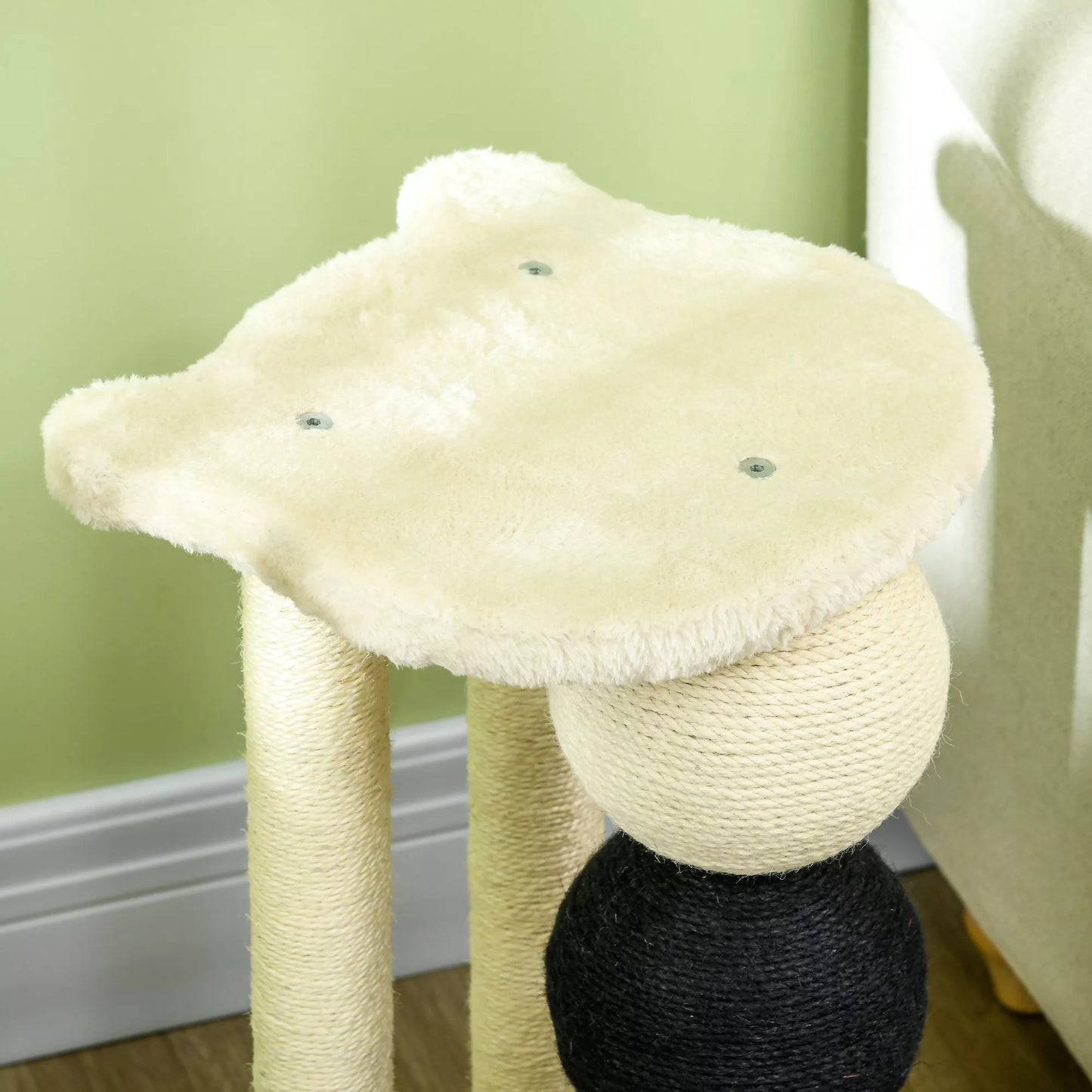 Draskyklė katėms, kačių draskymo medis su platforma, draskymo stulpas su 2 sizaliniais stulpeliais ir 4 sizaliniais kamuoliukais, katės draskyklės žaislas, 38 x 38 x 64 cm