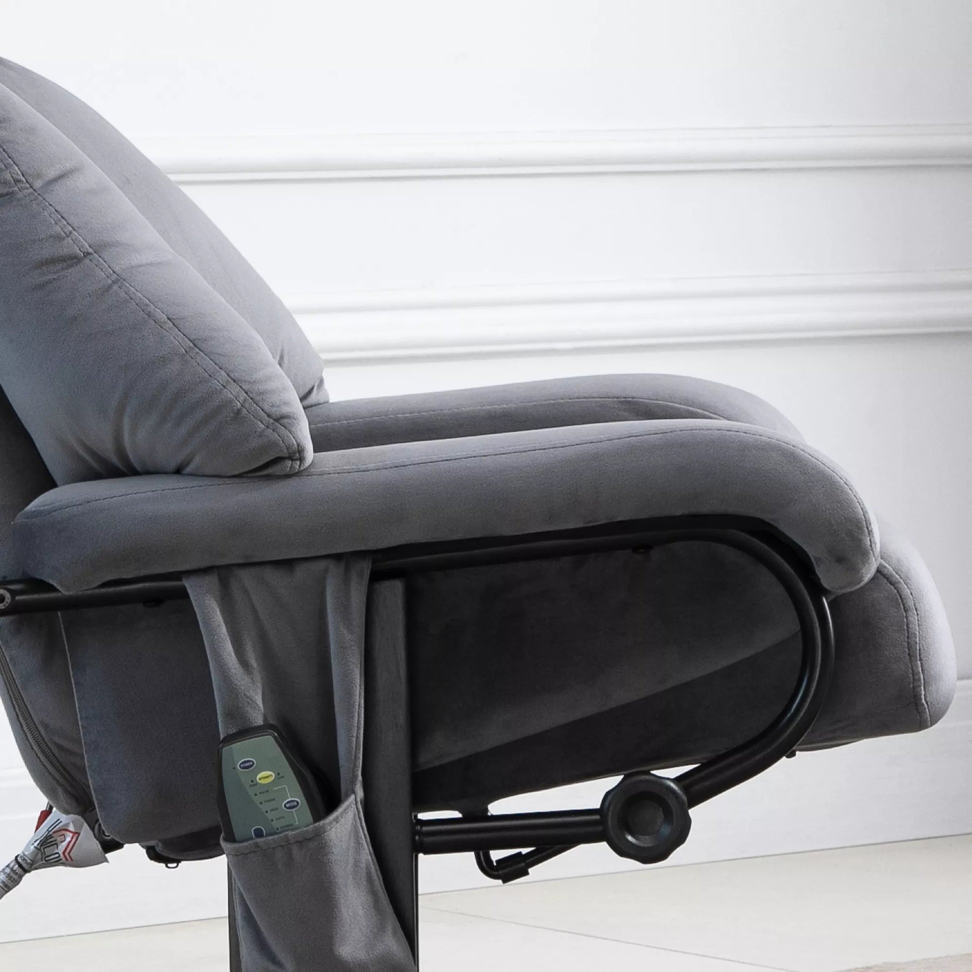 Atpalaiduojantis fotelis su taburete, sukiojamas televizijos fotelis su vibraciniu masažu, atlošimo funkcija, masažinis fotelis su šonine kišene, atlošimo fotelis su aksomo apdaila, skirtas svetainei, pilkos spalvos