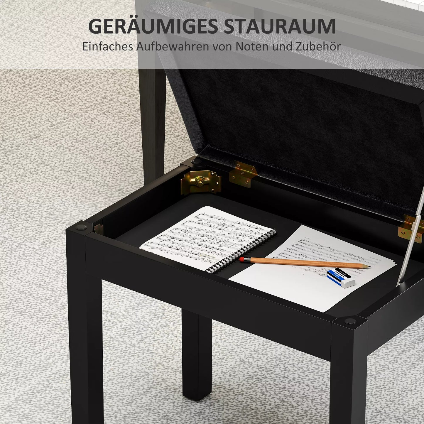 Pianino suolas, dirbtinės odos apmušalas, dygsniuoti mygtukai, daiktadėžė, medinės kojelės, juodas